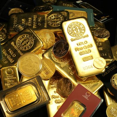 GoldBars_or_coins-ROYALTYfree_unsplash
