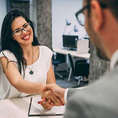 Buying or selling gold from a gold trader